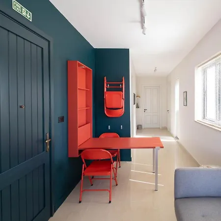 Апартаменты Cosy Designer Seaview Penthouse With Terrace & Bbq
