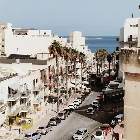 Cosy Designer Seaview Penthouse With Terrace & Bbq * St. Paul's Bay