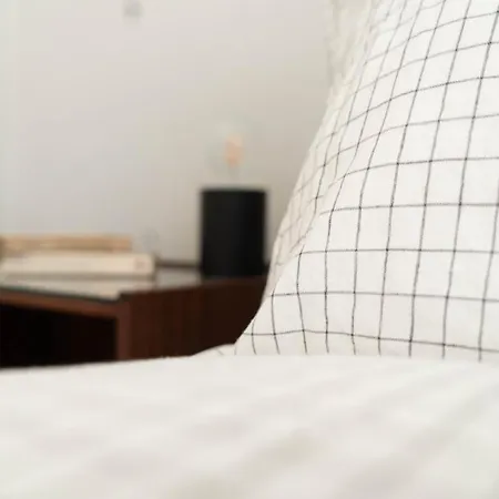 Cosy Designer Seaview Penthouse With Terrace & Bbq アパート セント・ポールズ・ベイ